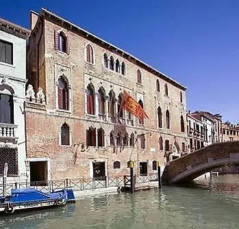 ホテル Palazzo Marcello Al Sole 3*