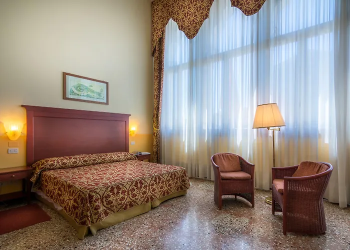 Palazzo Marcello Al Sole ホテル