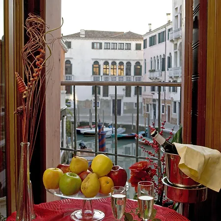 Palazzo Marcello Al Sole 3* Venise