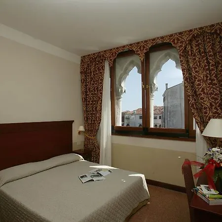 Palazzo Marcello Al Sole 3*