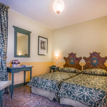 Palazzo Marcello Al Sole