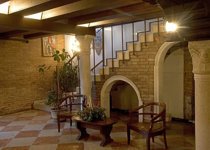 Palazzo Marcello Al Sole 호텔 3*