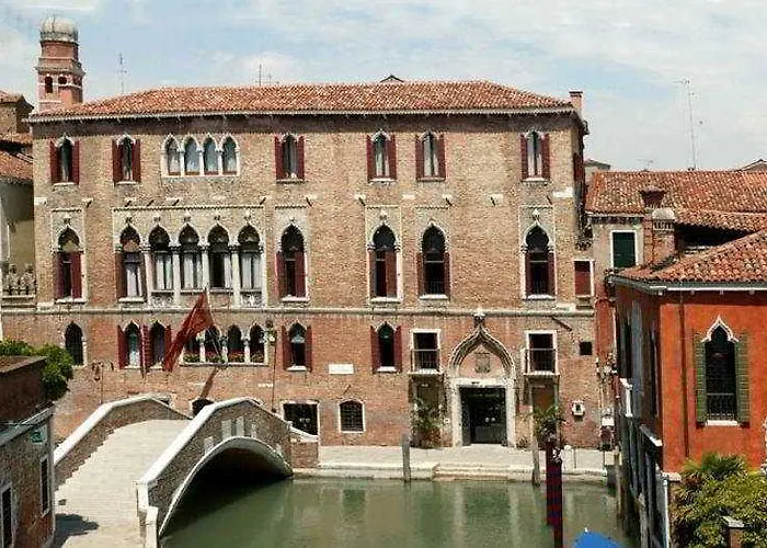 Palazzo Marcello Al Sole