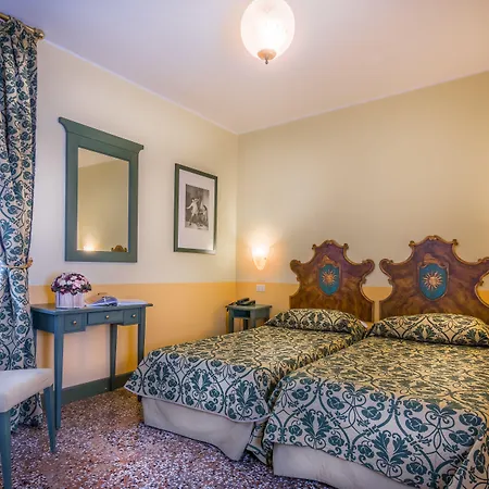 Palazzo Marcello Al Sole ホテル 3*