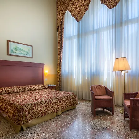 Palazzo Marcello Al Sole Отель