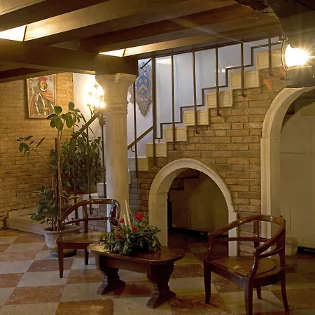 Palazzo Marcello Al Sole Отель 3*
